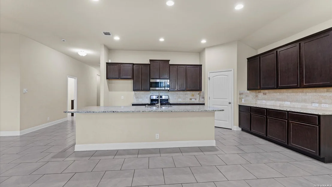 Photo of 137 White Rock