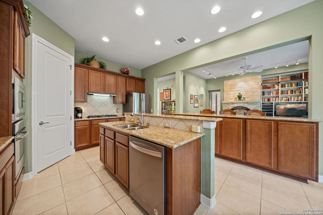 Photo of 12611 Biscuit Hill