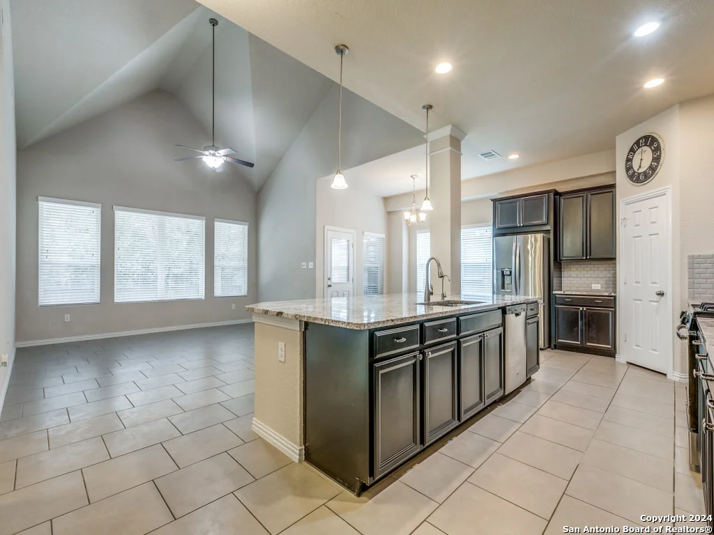 Photo of 10306 ROCAMORA