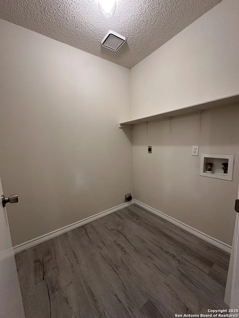 Photo of 2926 Moss Plain