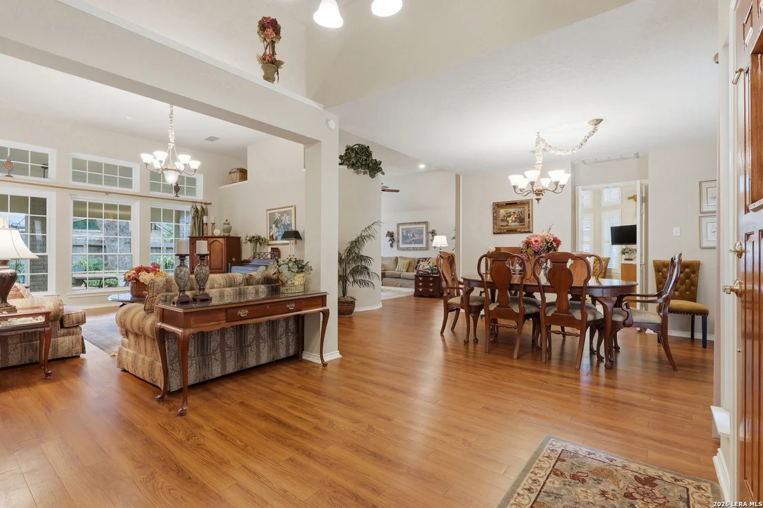 Photo of 2307 Oakline