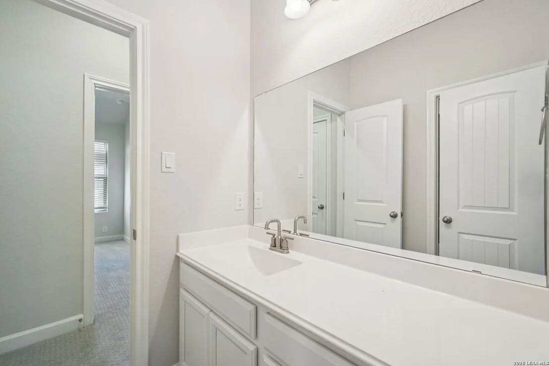 Photo of 16235 Athens