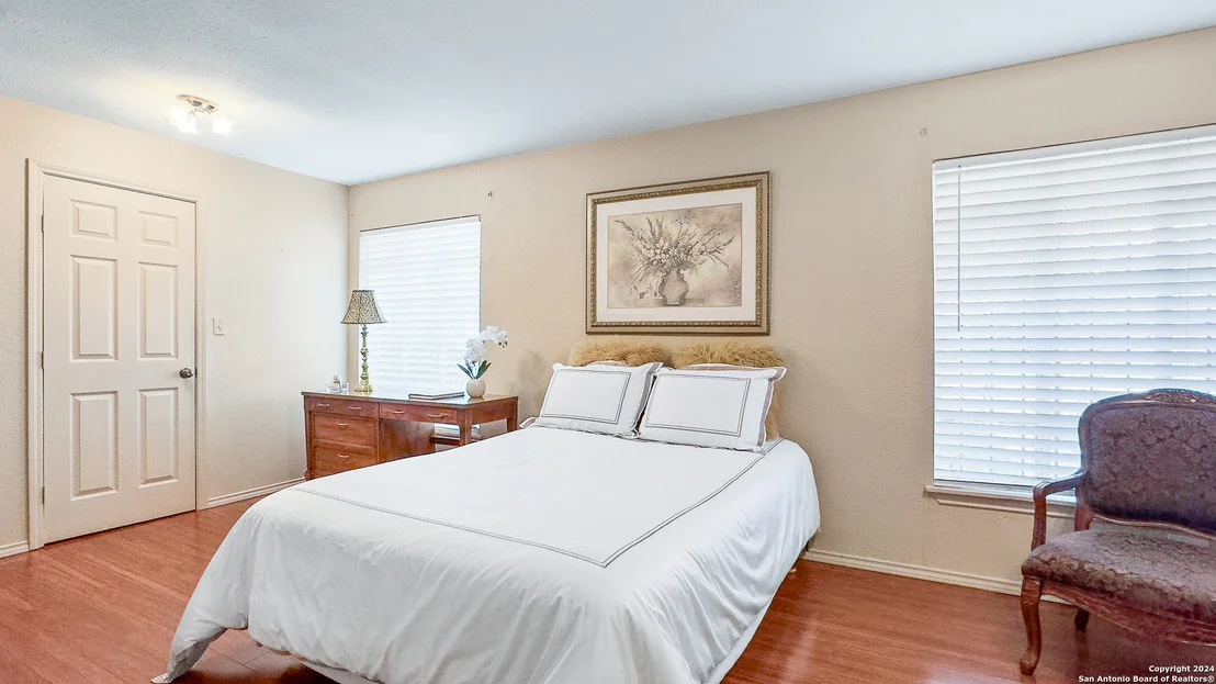 Photo of 331 Aaron Pl