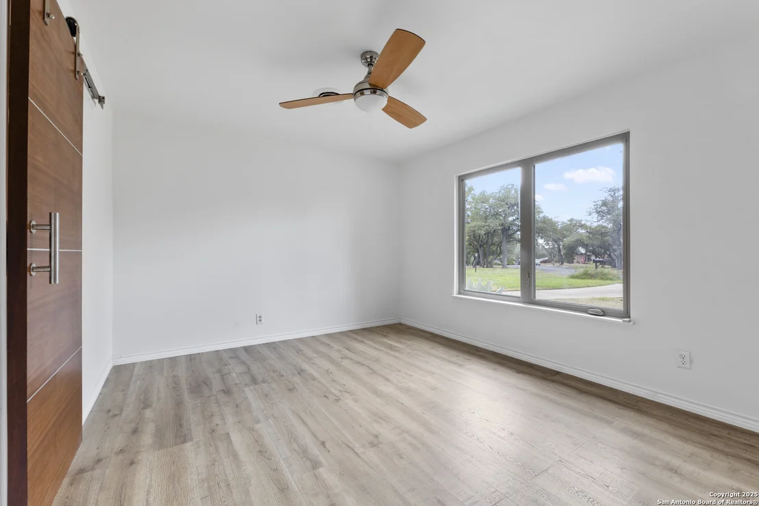 Photo of 126 ridgewood