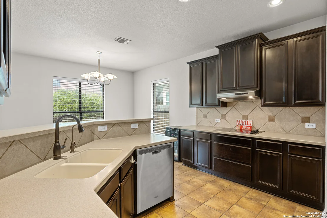 Photo of 9815 Leubeck Ranch