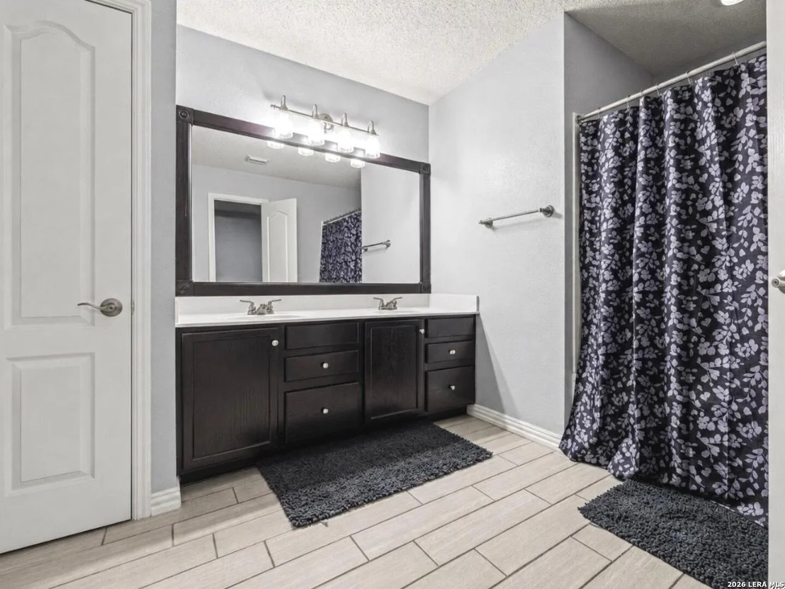 Photo of 5202 Erickson Blf