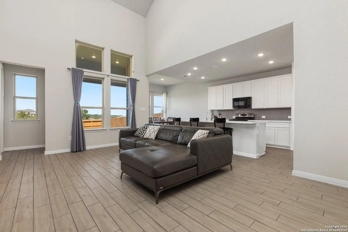 Photo of 14455 CAMPERDOWN
