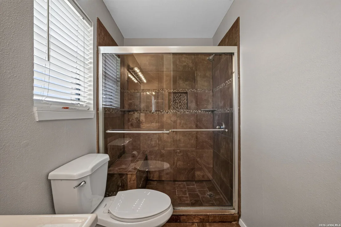Photo of 325 WENDY LN