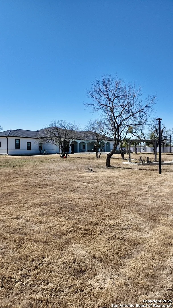 Photo of 903 Gillette Blvd