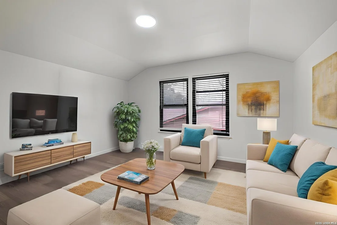 Photo of 5438 Maple Vista