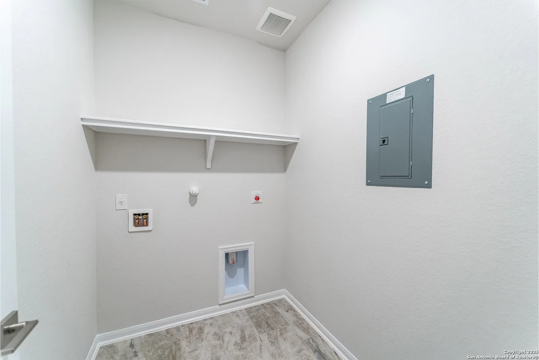 Photo of 4910 Midland Drive