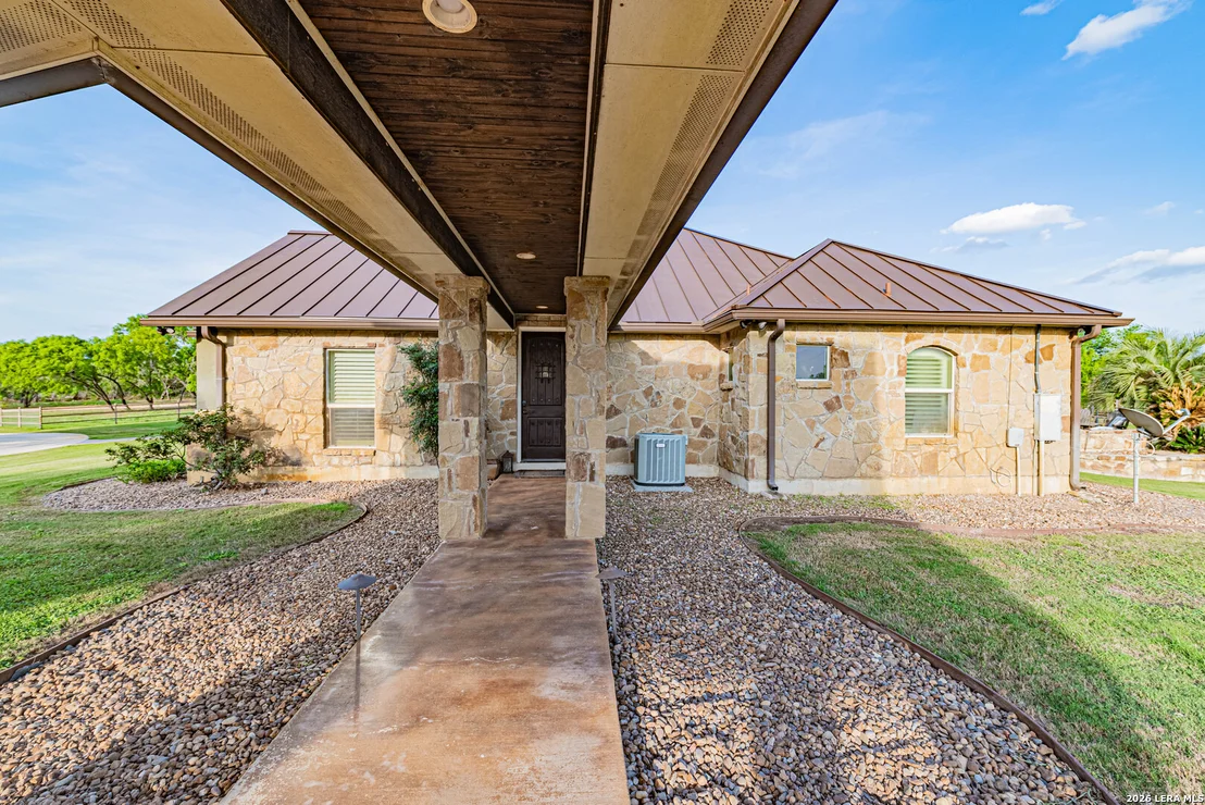 Photo of 819 County Road 356