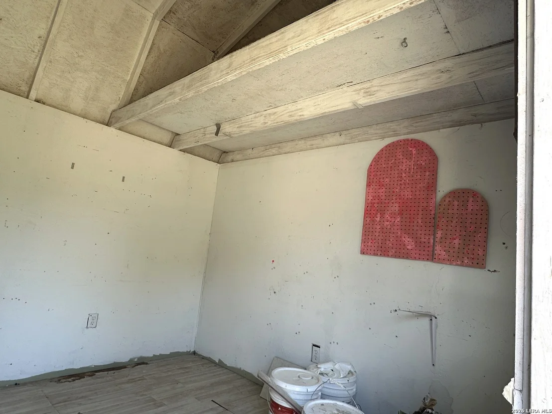 Photo of 907 Dove Ave.