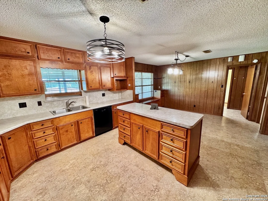 Photo of 220 Plestex