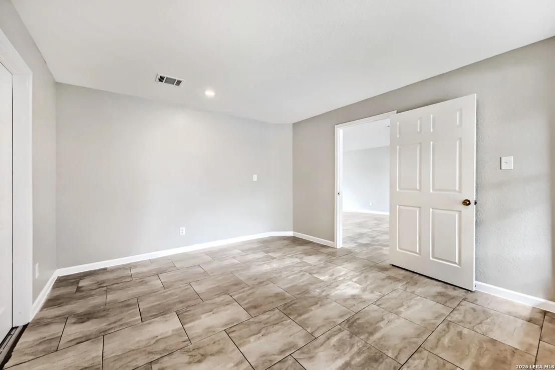 Photo of 117 Gatewood Clf