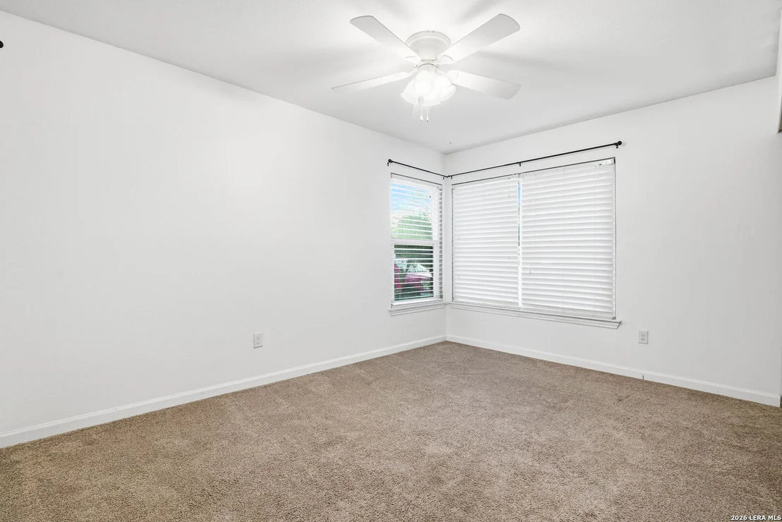 Photo of 2822 Knight Robin Dr