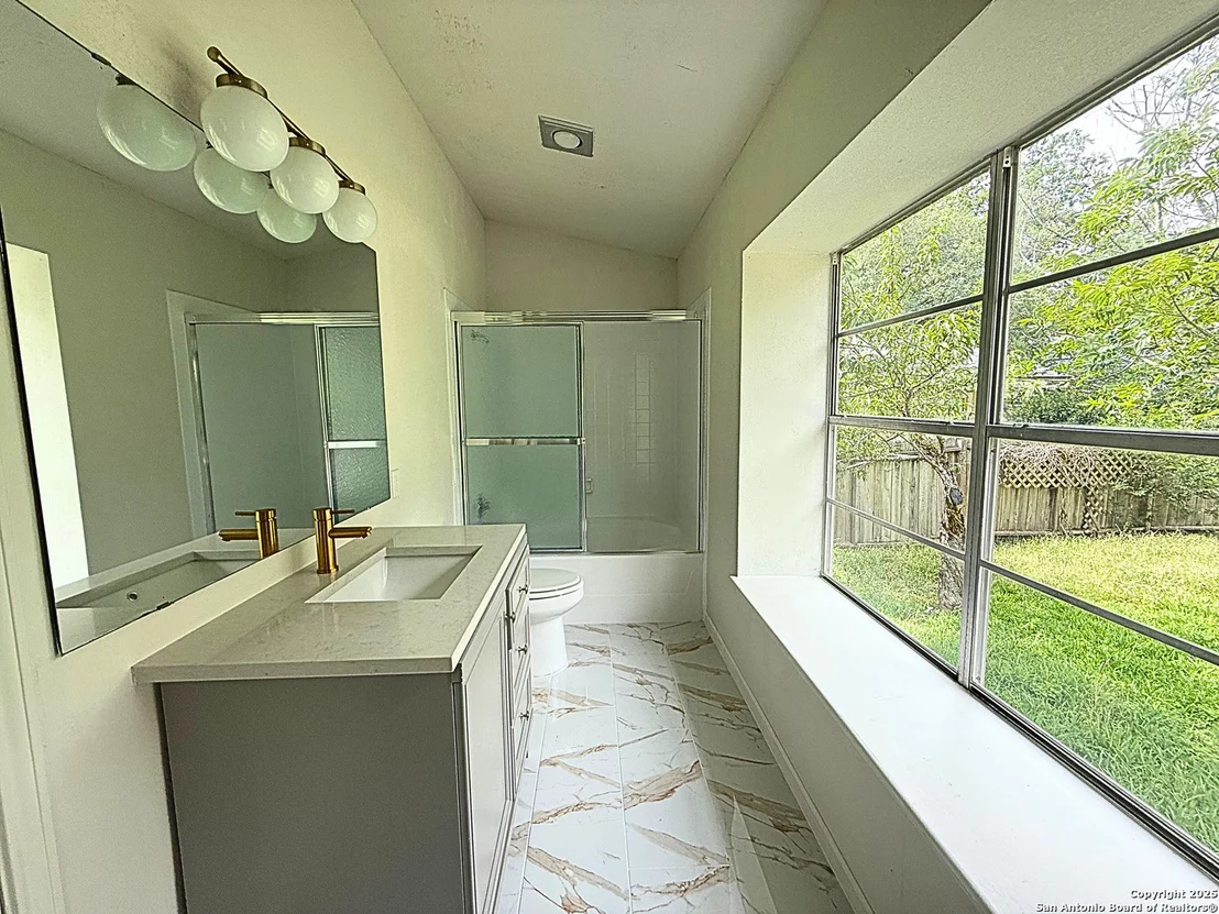 Photo of 14663 Hillside Ridge