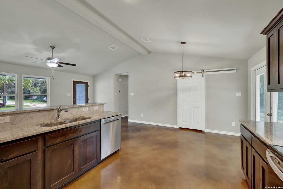 Photo of 3211 HUNTER RD