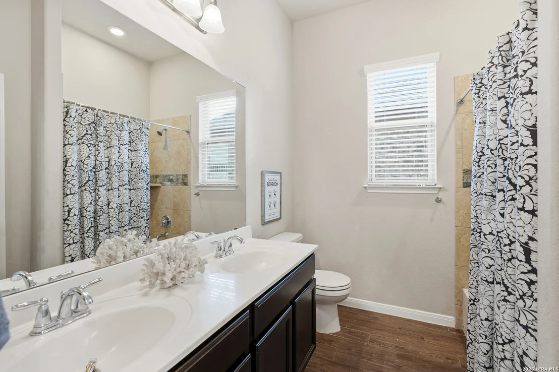 Photo of 21106 Capri Oaks