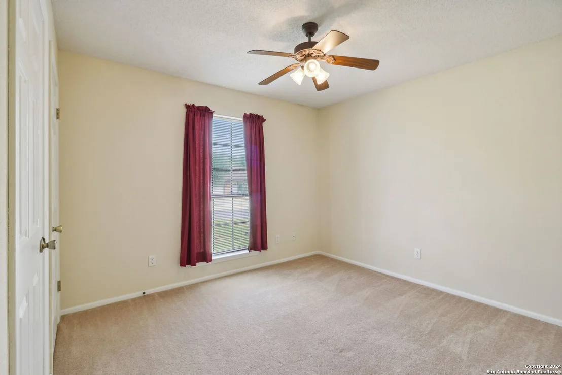 Photo of 307 Crownhill Dr