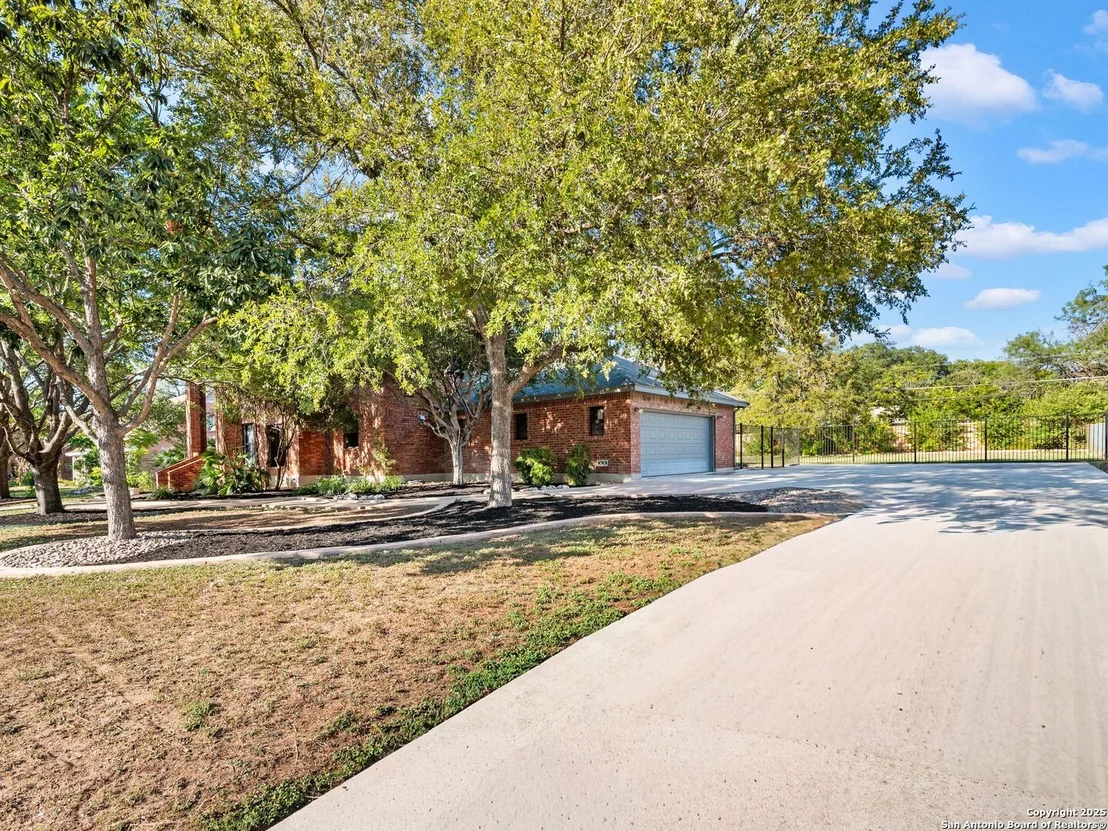 Photo of 332 Towne Vue