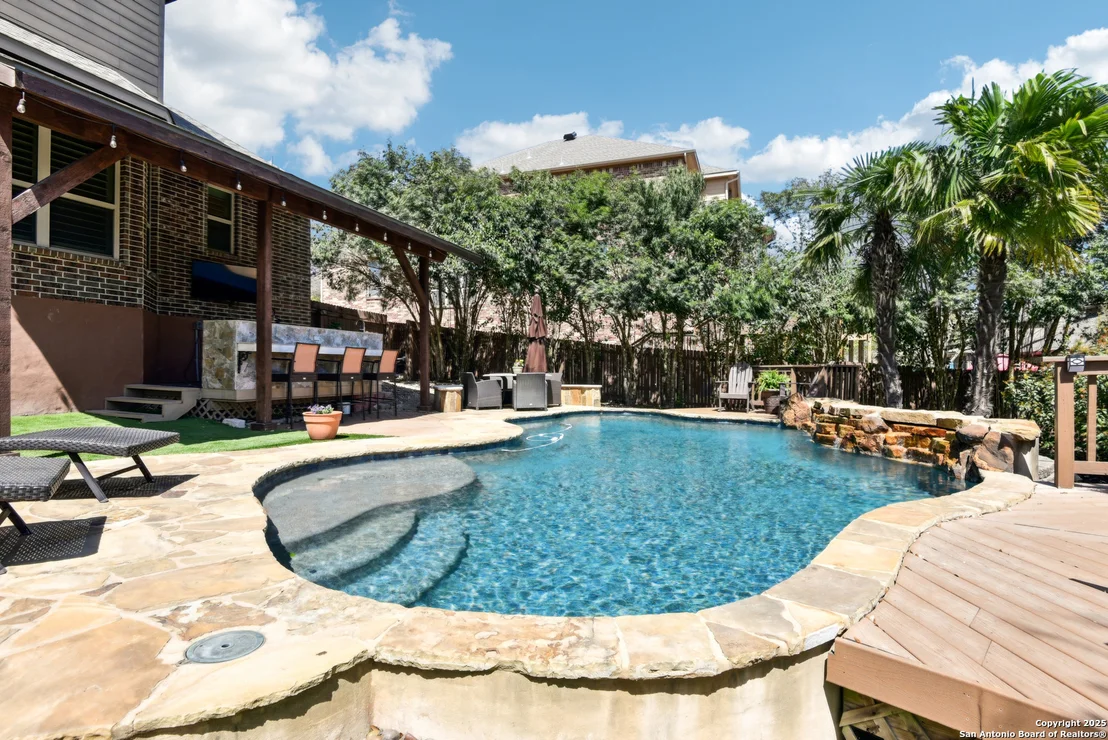 Photo of 25612 Santolina