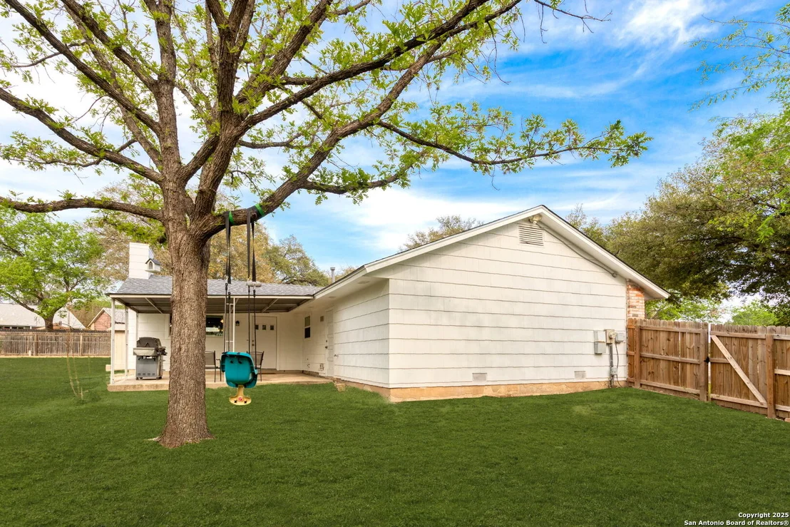 Photo of 4803 Lambeth Dr