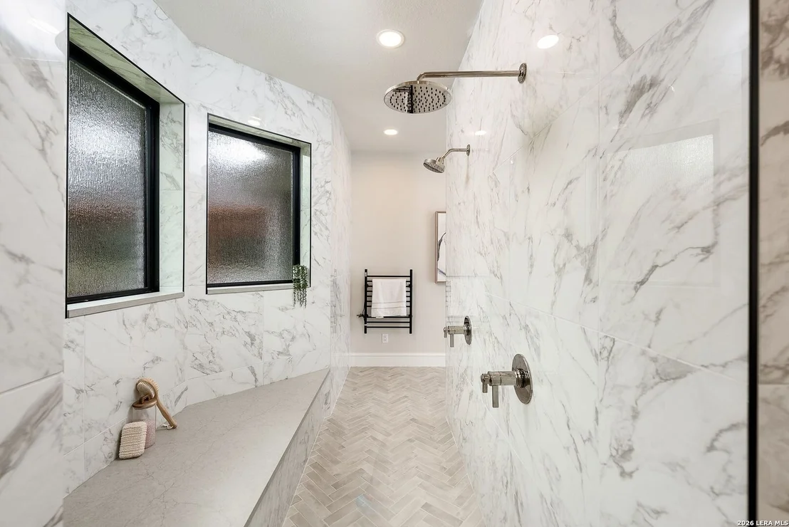 Photo of 412 Cliffside Dr