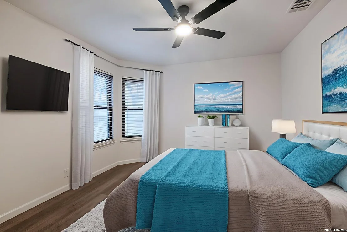Photo of 5438 Maple Vista