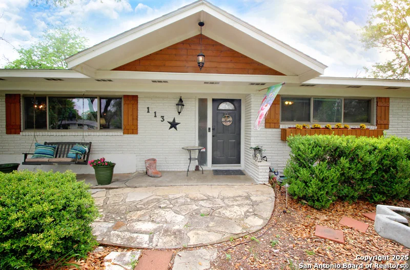 Photo of 113 ADOBE DR