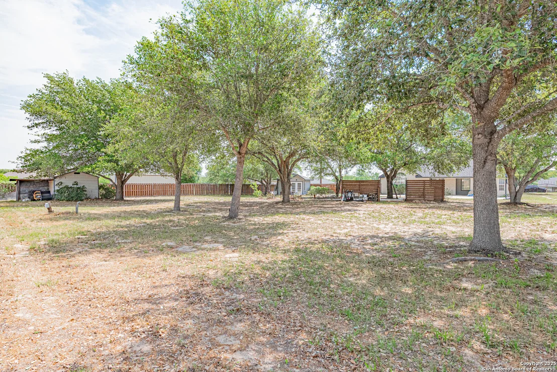 Photo of 433 Bear Gardens