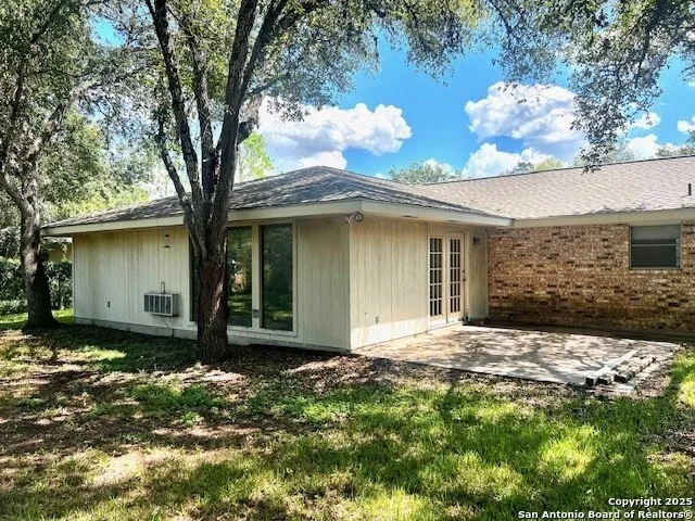 Photo of 901 Newhall