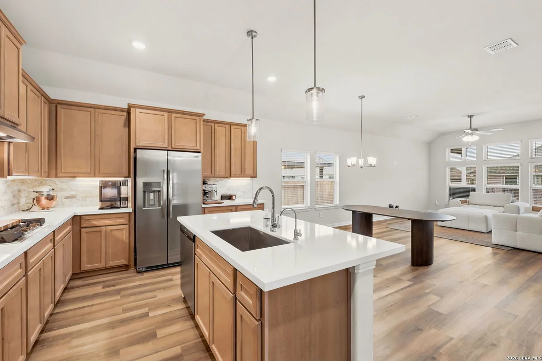 Photo of 1752 Heritage Maples
