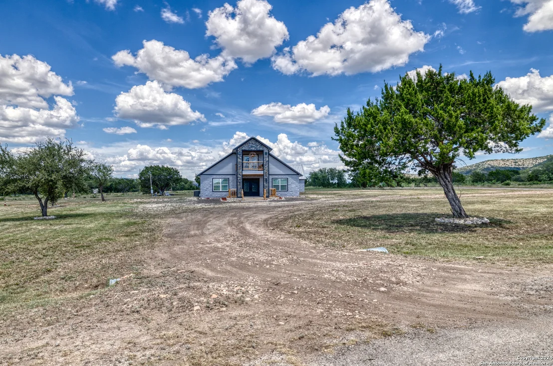Photo of 136 Cardinal Drive
