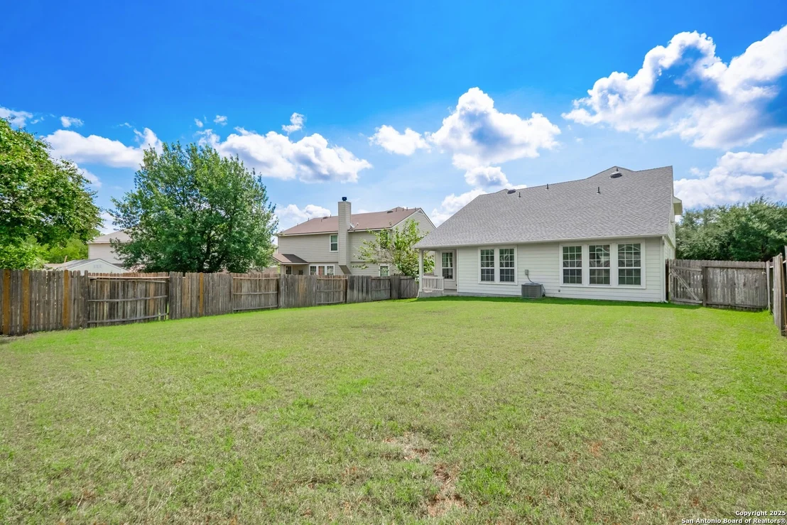 Photo of 234 Turnberry Dr
