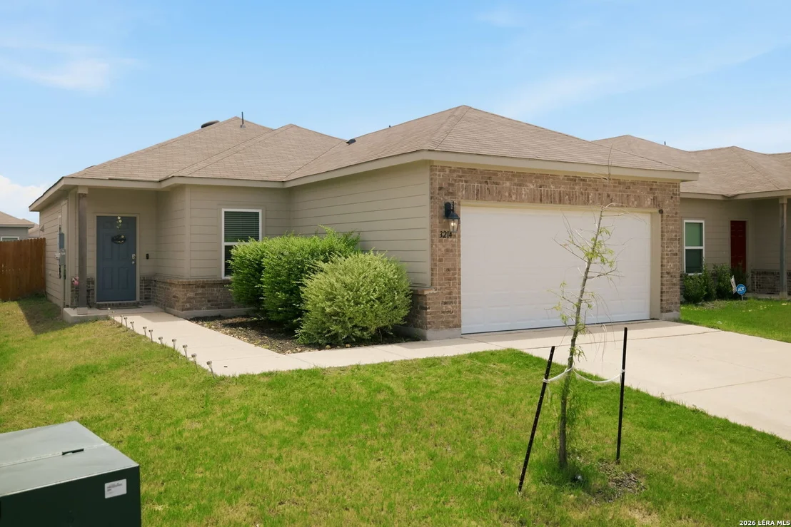 Photo of 3214 Farm Oak