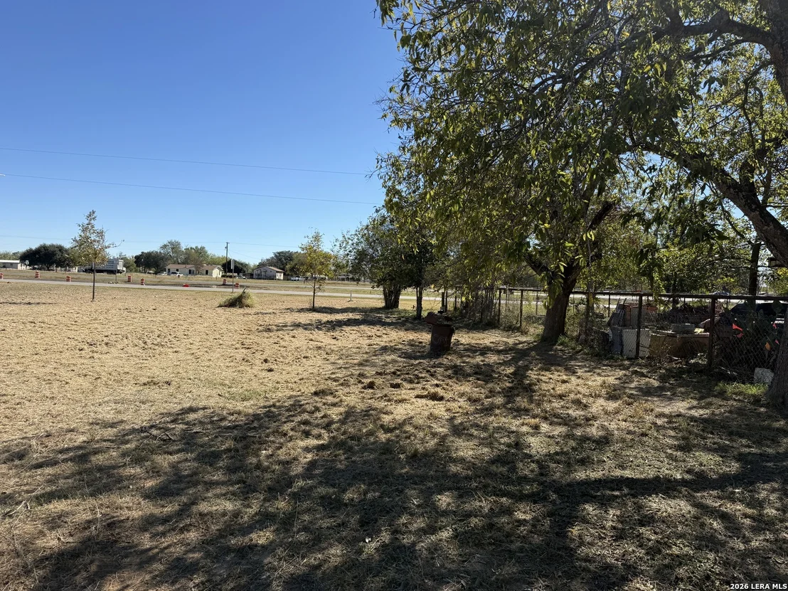 Photo of 415 COUNTY ROAD 1585