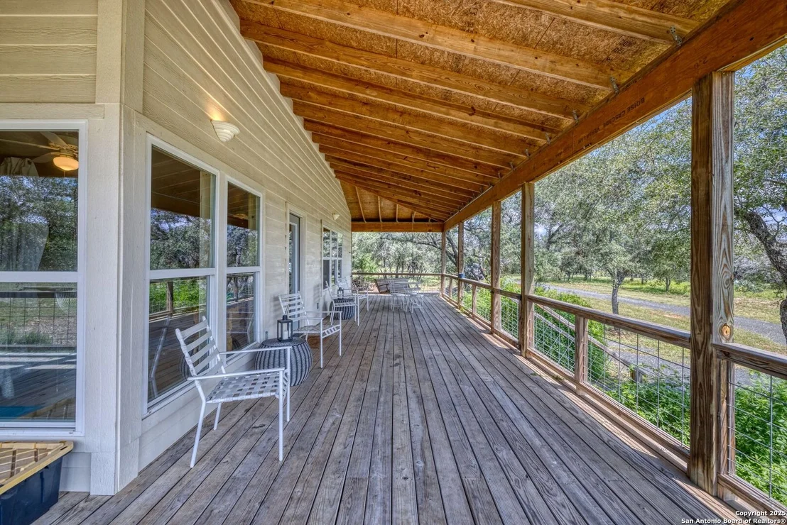 Photo of 565 Loop Rd.