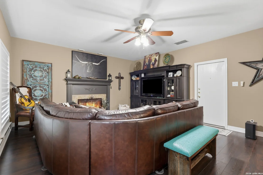 Photo of 15607 Mission Crst