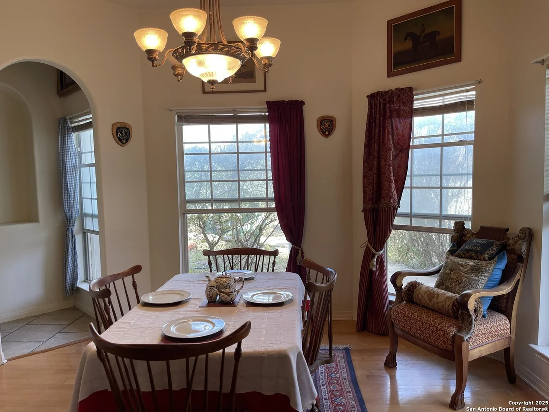 Photo of 460 Kimberly Drive