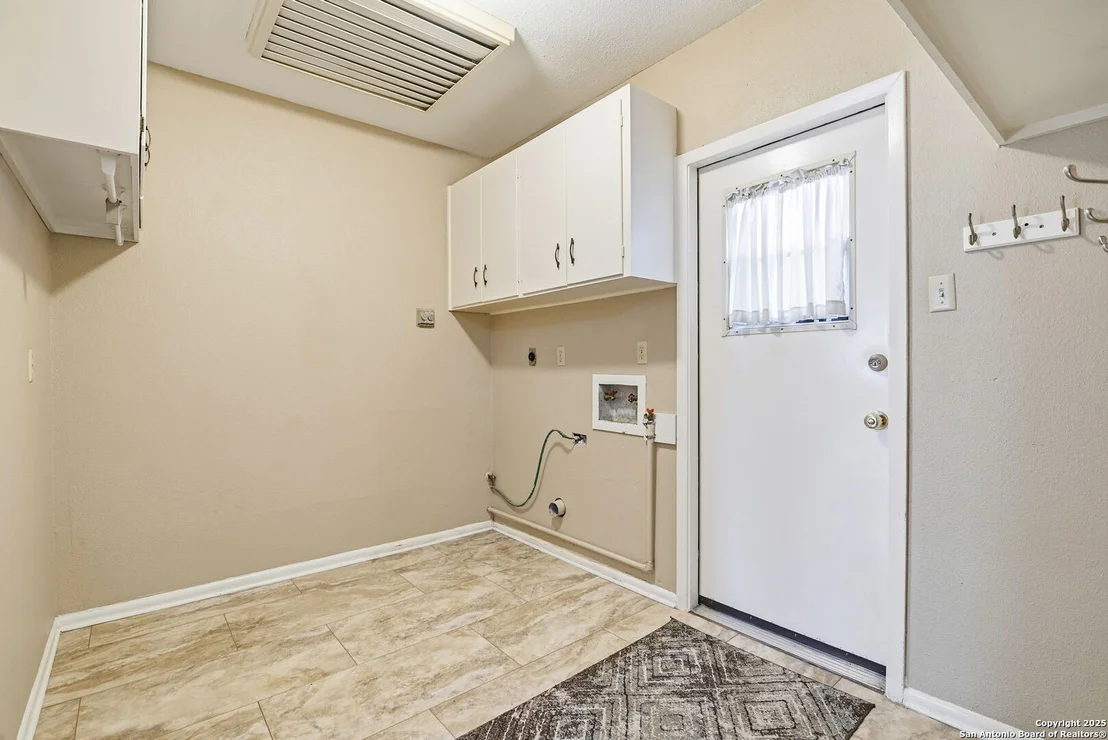 Photo of 10602 Millspring