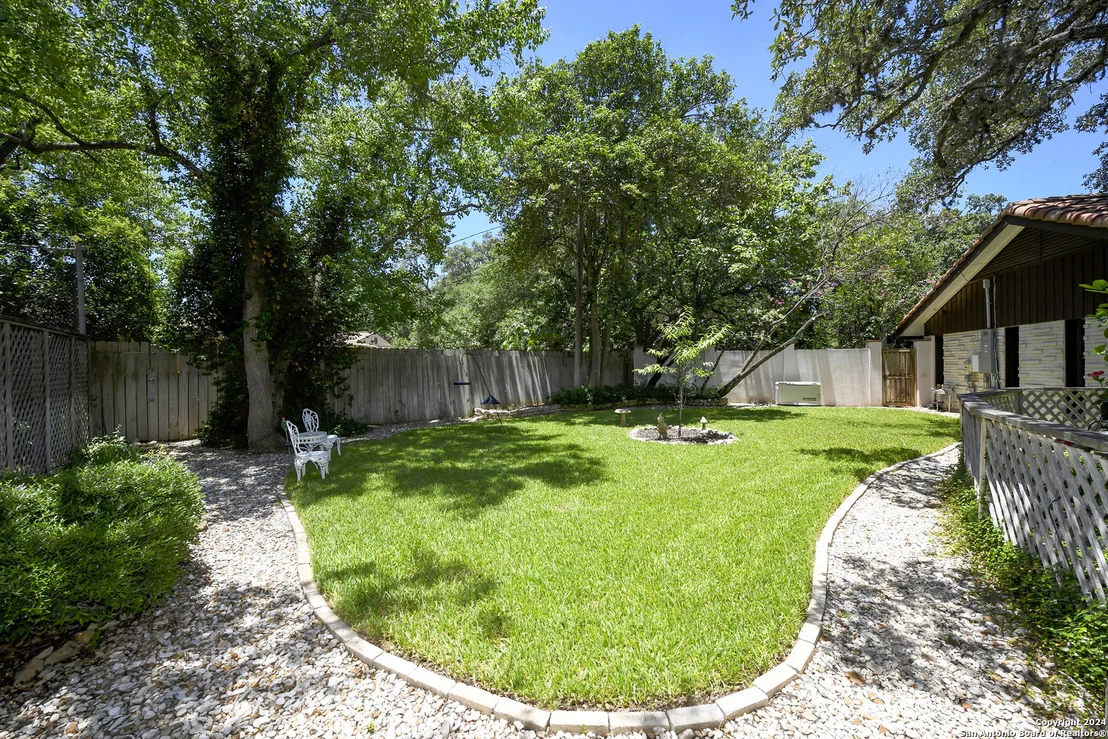 Photo of 320 MUSTANG CIR
