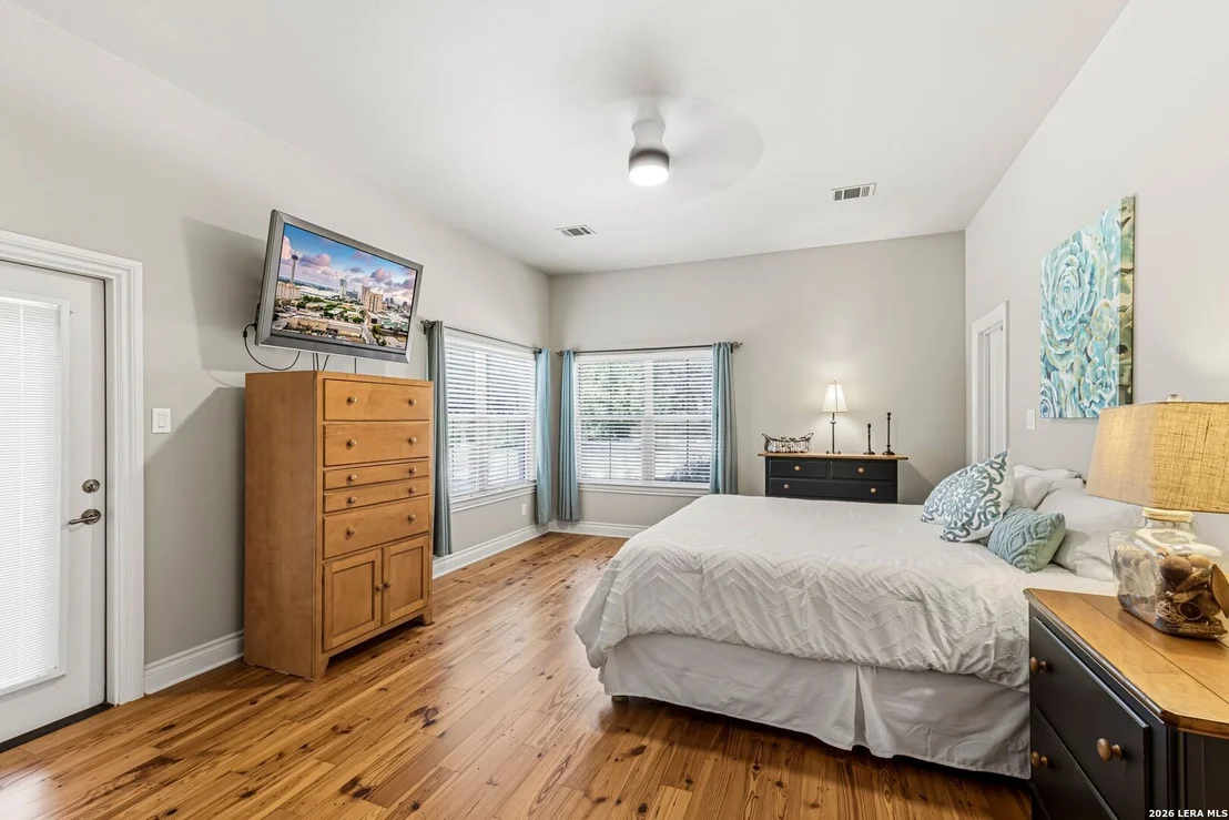 Photo of 900 INDIGO RUN DR