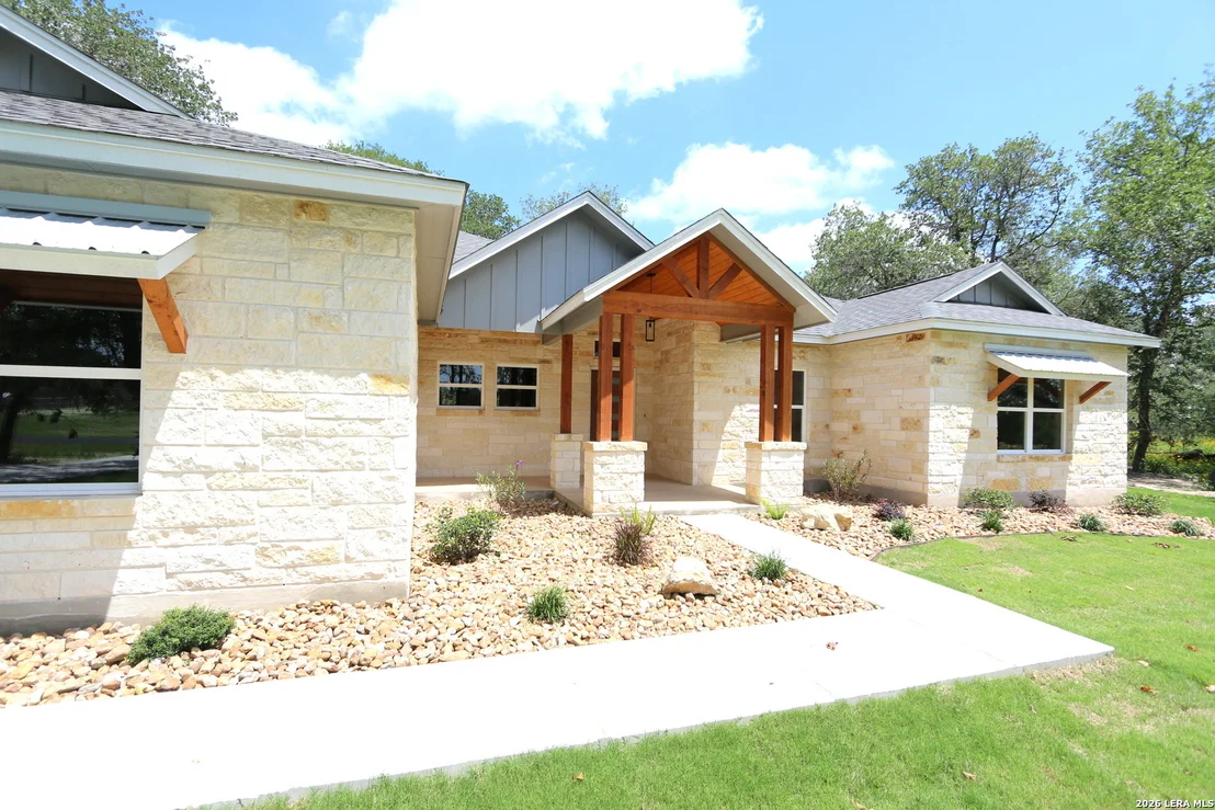Photo of 200 Cibolo Way