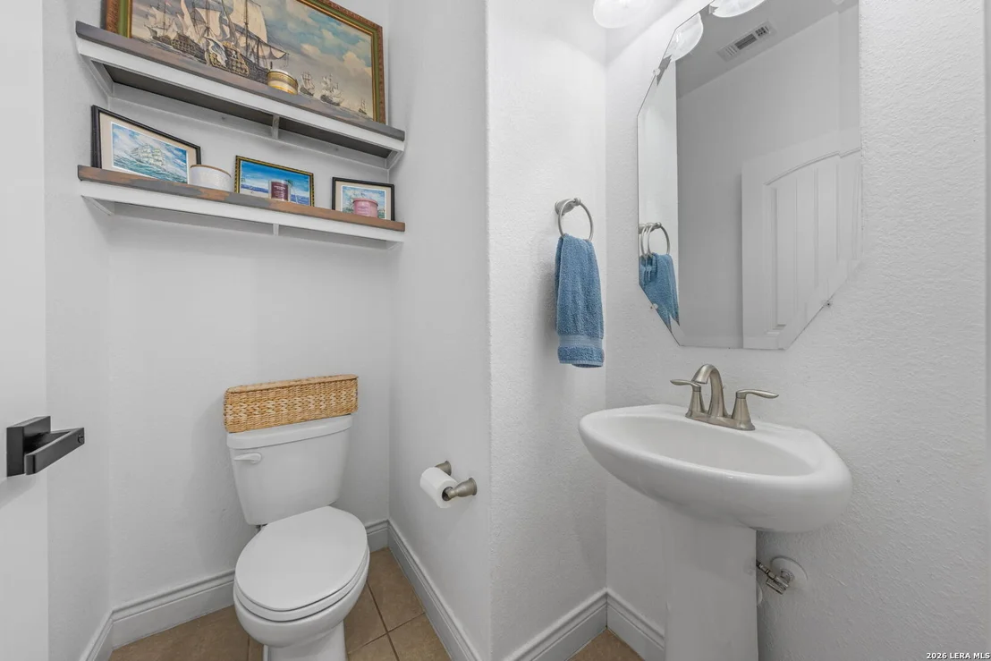 Photo of 27422 RIO CIR
