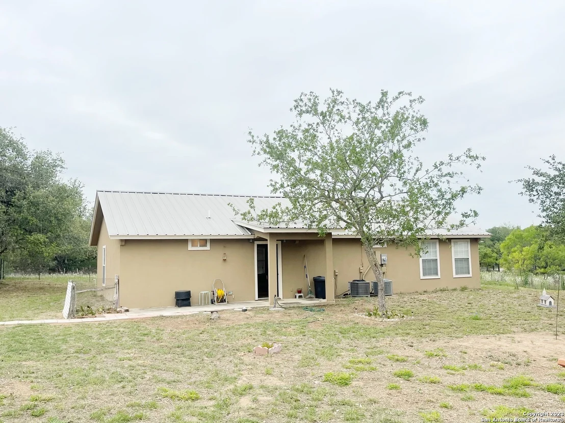 Photo of 1722 COUNTY ROAD 676