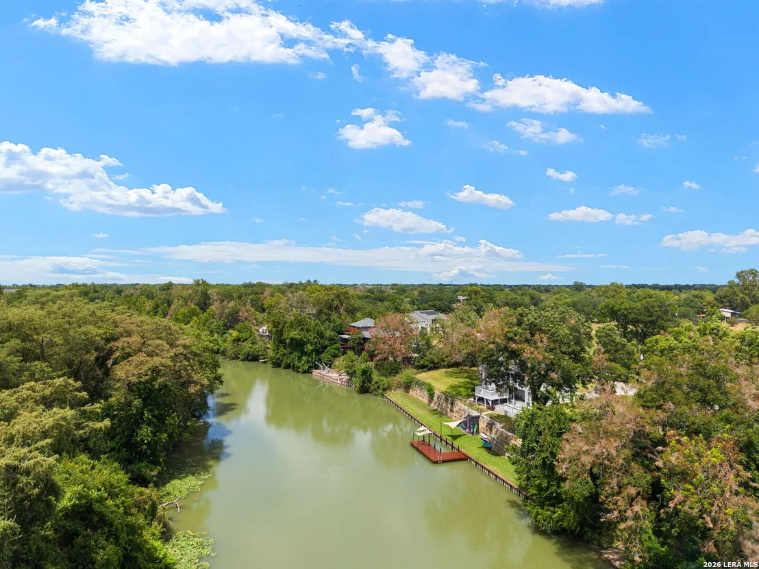 Photo of 34 river oak