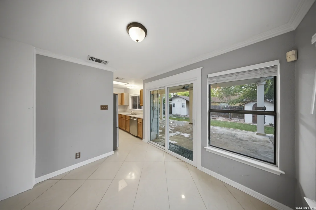 Photo of 10207 Aurora Fld