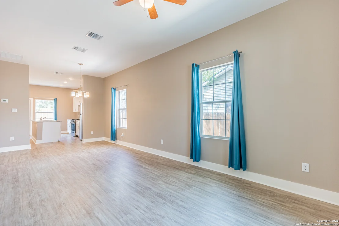 Photo of 1042 PASO HONDO