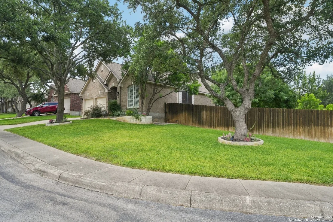 Photo of 16743 Worthington